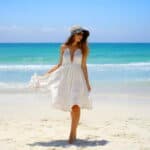 Entdecken Sie ein Strandkleid aus Baumwolle für Ihren Urlaub