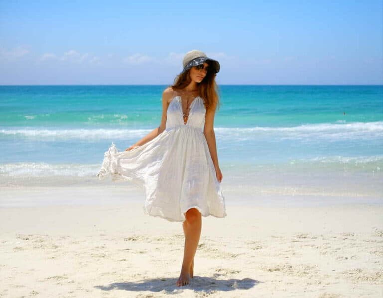 Mehr über den Artikel erfahren Entdecken Sie Strandkleid aus Baumwolle für Ihren Urlaub