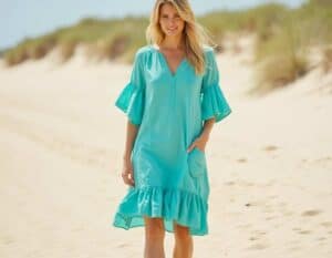 Mehr über den Artikel erfahren Spanische Leinenkleider als Inbegriff sommerlicher Eleganz